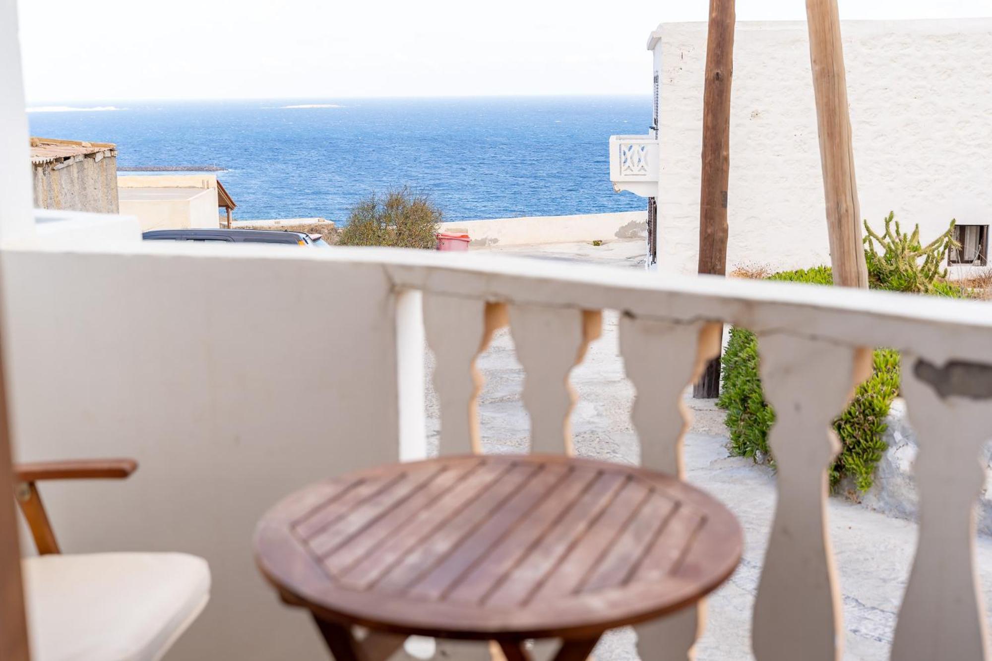 Theoxenia Kasos Luxury Apartments Panagia  Exterior photo